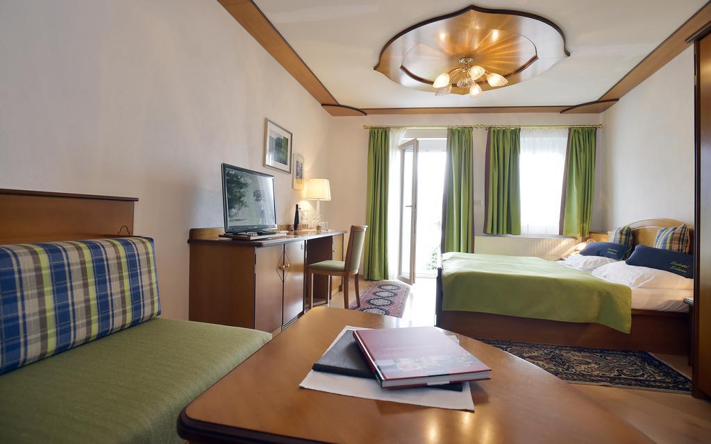 Seehotel Schwan Gmunden Eksteriør billede